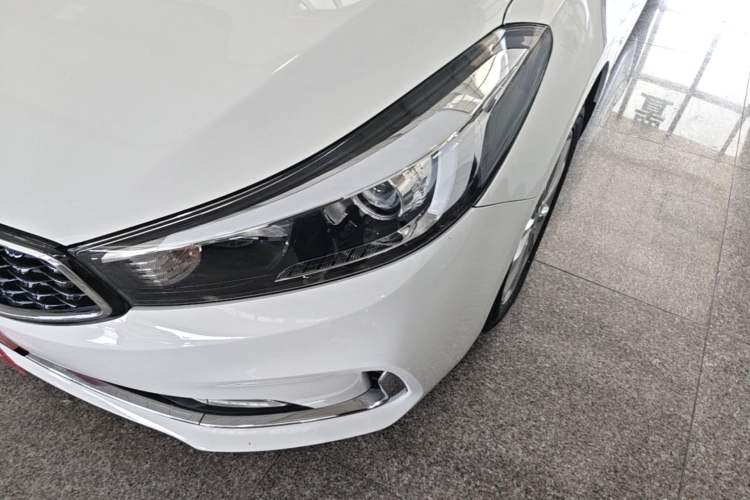 Used Kia K3 2016 1.6L Automatic GL Left Front Headlight