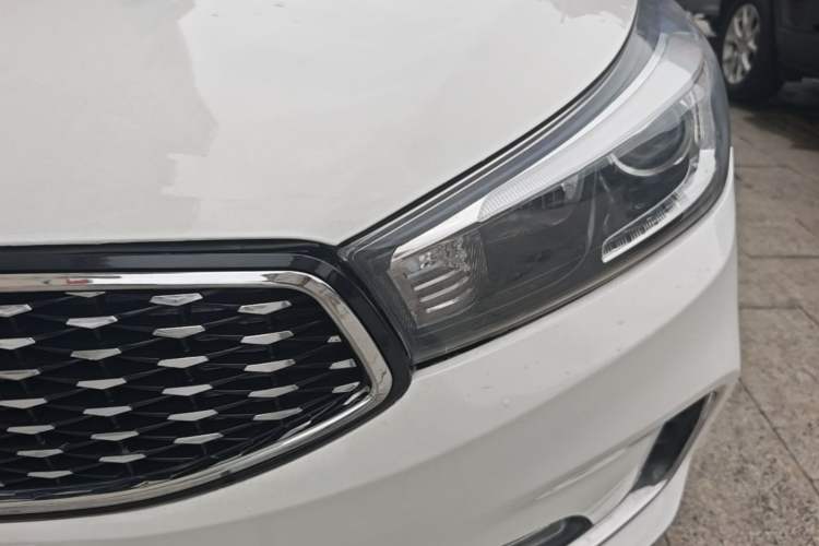 Used Kia K3 2016 1.6L Automatic GLS Left Front Headlight
