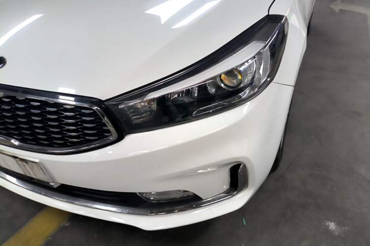 Used Kia K3 2016 1.6L Automatic GLS Left Front Headlight