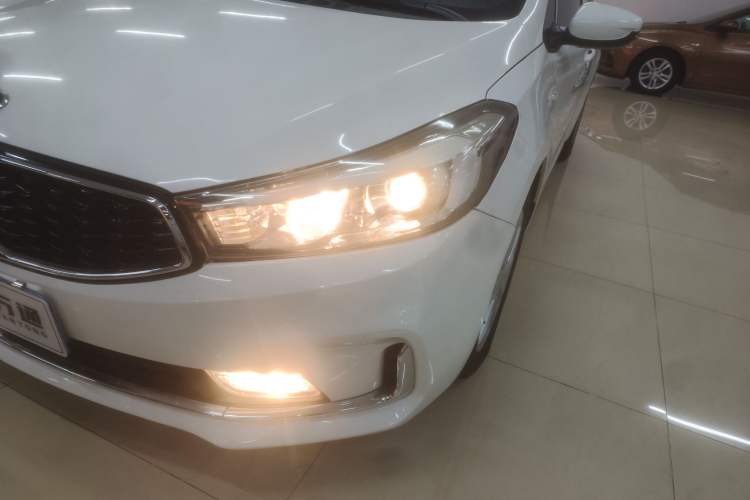 Used Kia K3 2016 1.6L Automatic GL Left Front Headlight