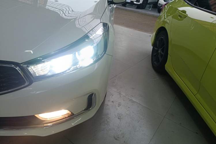 Used Kia K3 2016 1.6L Automatic GL Left Front Headlight