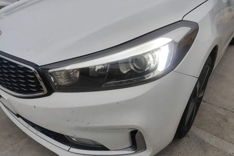 Used Kia K3 2016 1.6L Automatic GLS Left Front Headlight