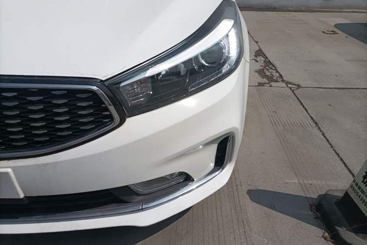 Used Kia K3 2016 1.6L Automatic GLS Left Front Headlight