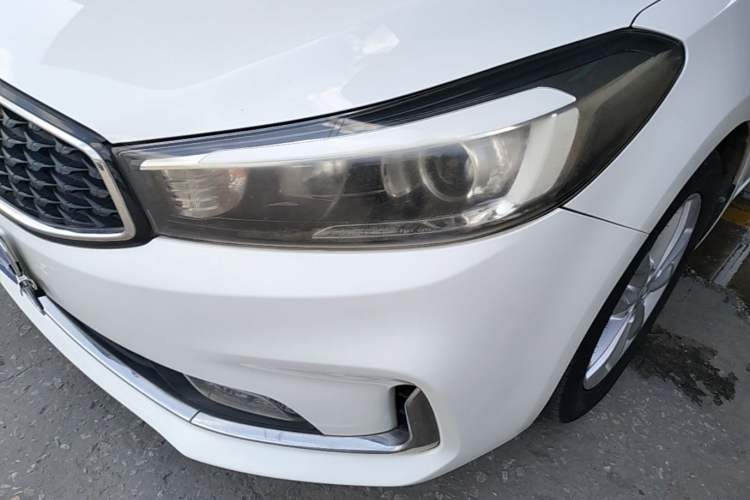 Used Kia K3 2016 1.6L Automatic with Sunroof Left Front Headlight
