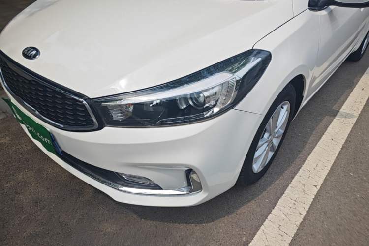 Used Kia K3 2016 1.6L Automatic GLS Left Front Headlight