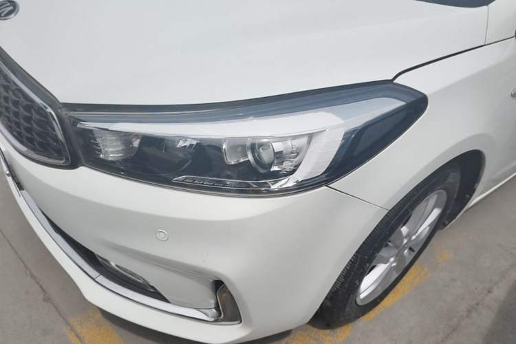 Used Kia K3 2016 1.6L Automatic GL Left Front Headlight
