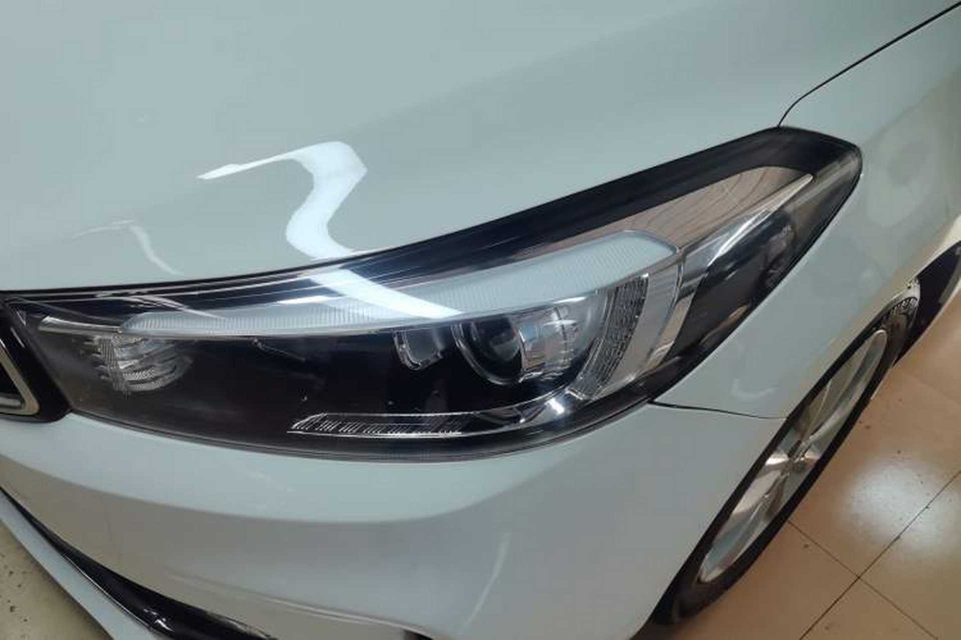 Used Kia K3 2016 1.6L Automatic DLX Left Front Headlight