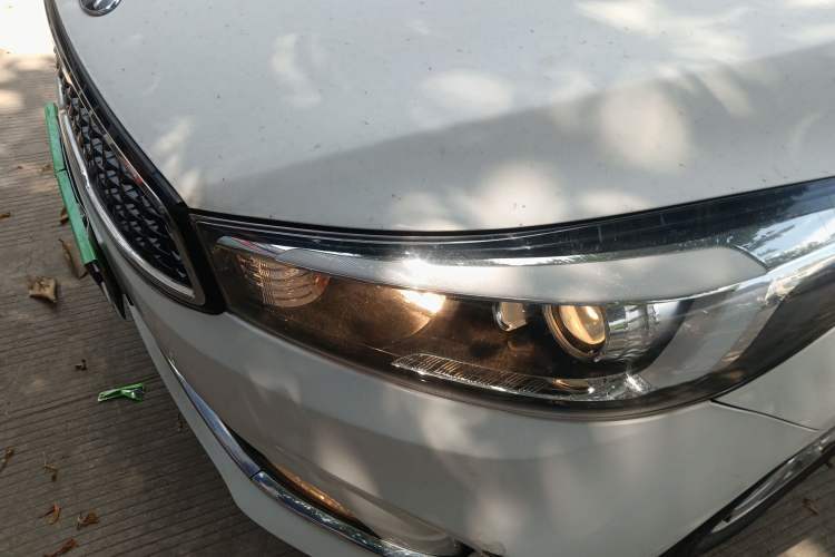 Used Kia K3 2016 1.6L Automatic with Sunroof Left Front Headlight