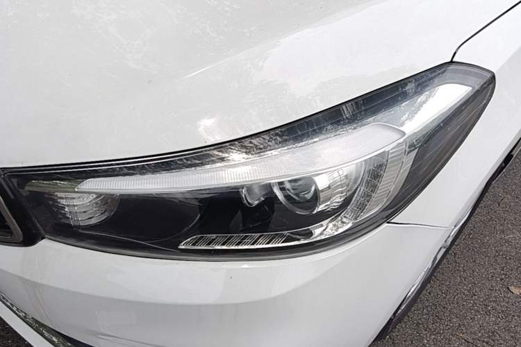 Used Kia K3 2016 1.6L Automatic GLS Left Front Headlight