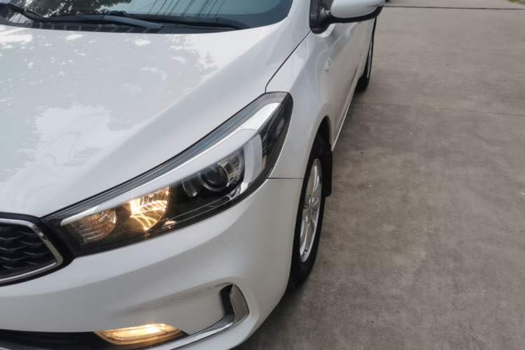 Used Kia K3 2016 1.6L Manual GL Left Front Headlight