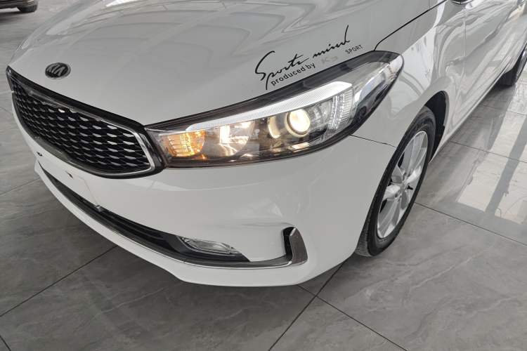 Used Kia K3 2016 1.6L Automatic GLS Left Front Headlight