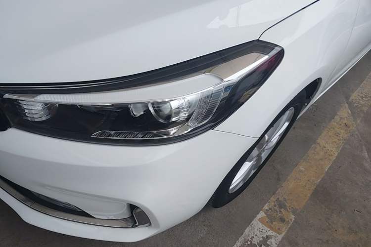 Used Kia K3 2016 1.6L Automatic GLS Left Front Headlight