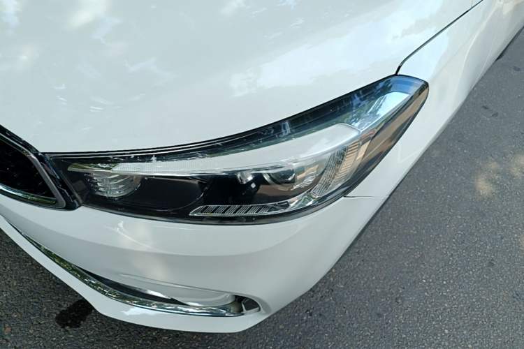 Used Kia K3 2016 1.6L Manual GLS Left Front Headlight