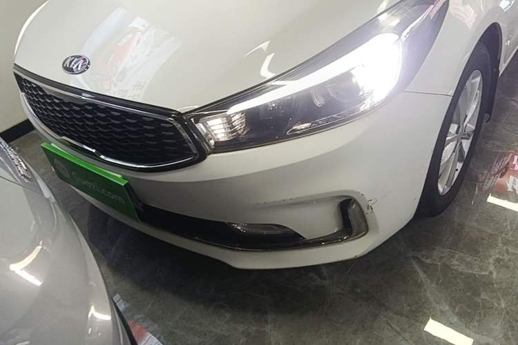 Used Kia K3 2016 1.6L Automatic DLX Left Front Headlight