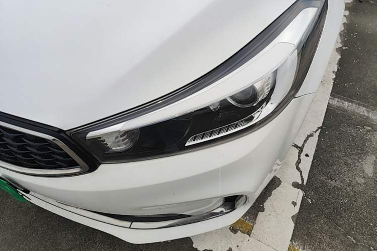 Used Kia K3 2016 1.6L Automatic GL Left Front Headlight