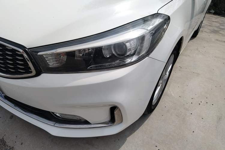 Used Kia K3 2016 1.6L Automatic GLS Left Front Headlight