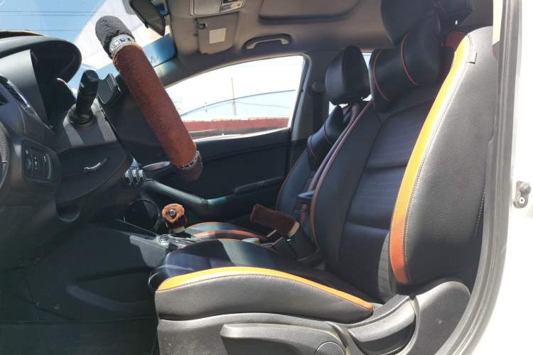 Used Kia K3 2016 1.4T Automatic GLS Left Front Seat
