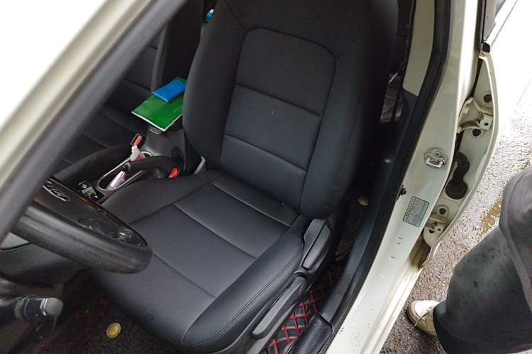 Used Kia K3 2016 1.6L Automatic GLS Left Front Seat