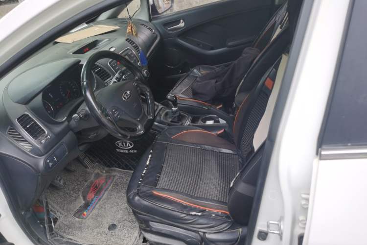 Used Kia K3 2016 1.6L Manual GLS Left Front Seat