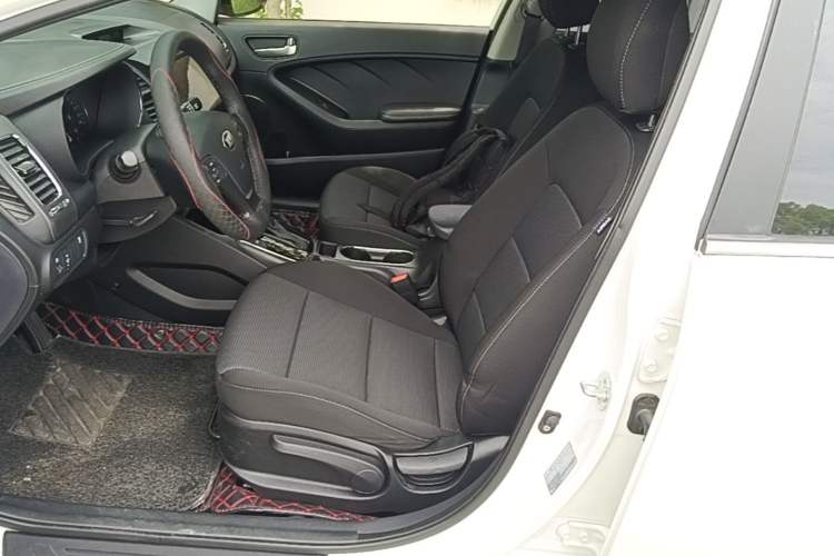 Used Kia K3 2016 1.6L Automatic GLS Left Front Seat
