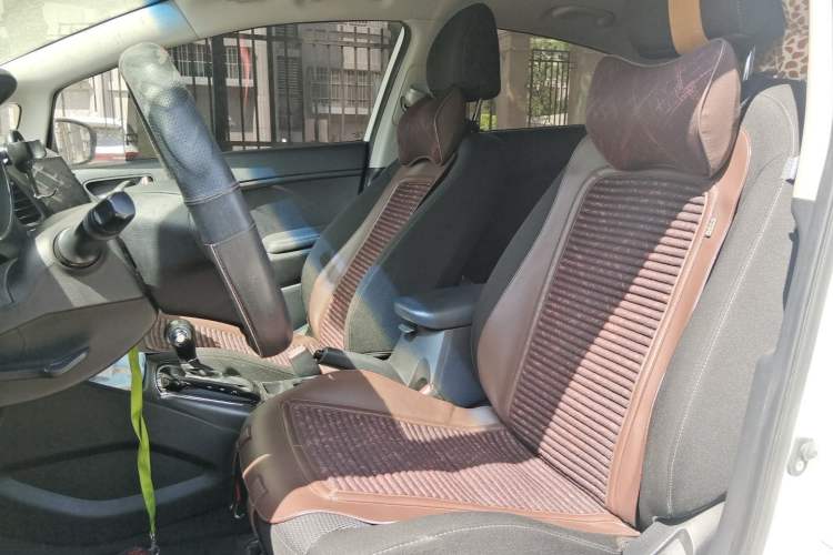 Used Kia K3  Left Front Seat