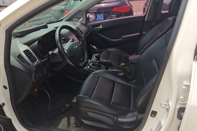 Used Kia K3 2016 1.6L Manual GLS Left Front Seat