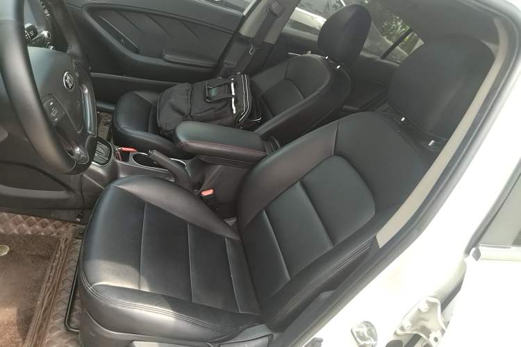 Used Kia K3 2016 1.6L Automatic GLS Left Front Seat