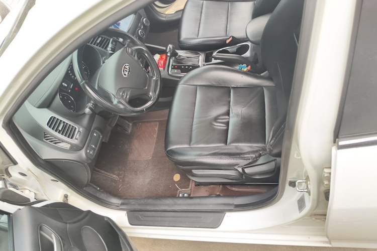Used Kia K3 2016 1.6L Automatic GLS Left Front Seat
