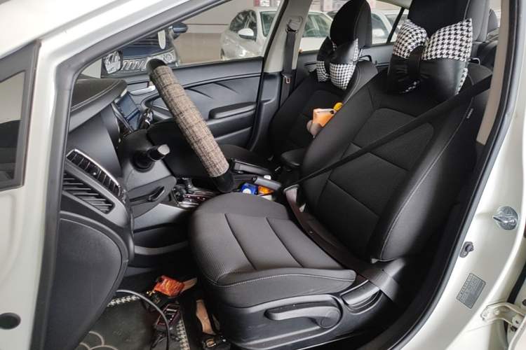 Used Kia K3 2016 1.6L Automatic GLS Left Front Seat