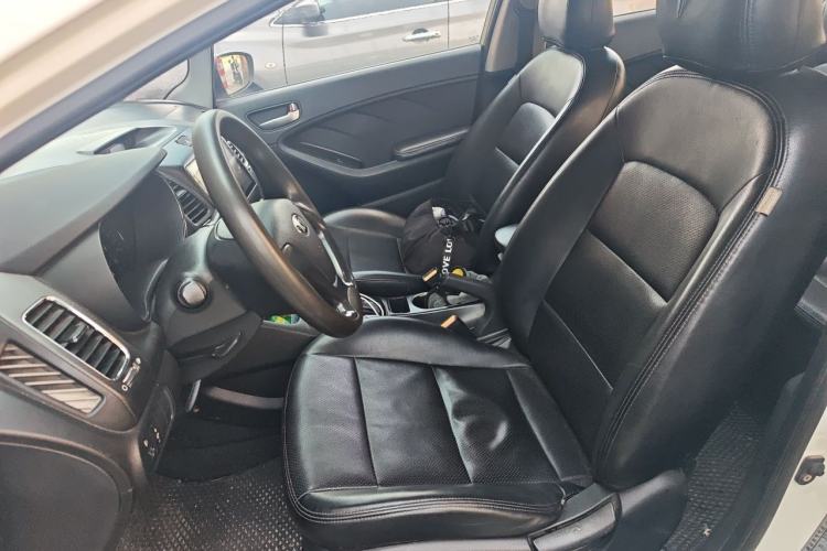 Used Kia K3 2016 1.6L Automatic with Sunroof Left Front Seat