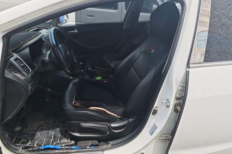 Used Kia K3 2016 1.6L Manual GLS Left Front Seat