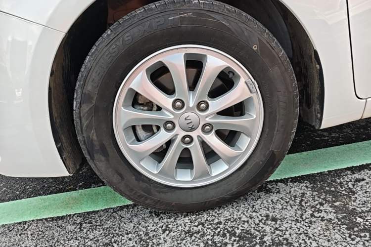 Used Kia K3 2016 1.6L Manual GL Left Front Wheel Hub