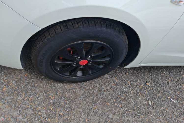 Used Kia K3 2016 1.6L Manual GL Left Front Wheel Hub