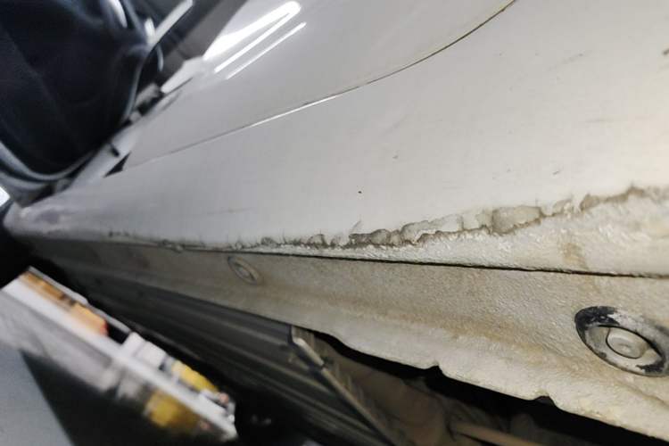 Used Kia K3 2016 1.6L Manual GL Left Side Sill