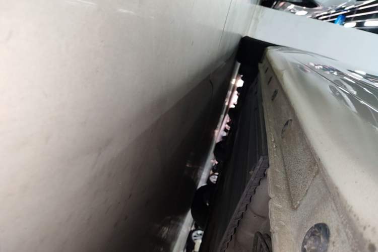Used Kia K3 2016 1.6L Automatic with Sunroof Left Side Sill