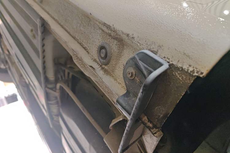 Used Kia K3 2016 1.6L Automatic GL Left Side Sill