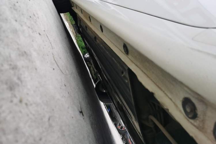 Used Kia K3 2016 1.6L Automatic GLS Left Side Sill