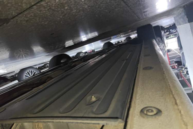 Used Kia K3 2016 1.6L Automatic with Sunroof Left Side Sill