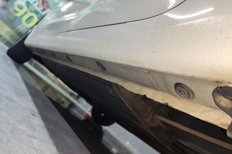 Used Kia K3 2016 1.6L Automatic GLS Left Side Sill