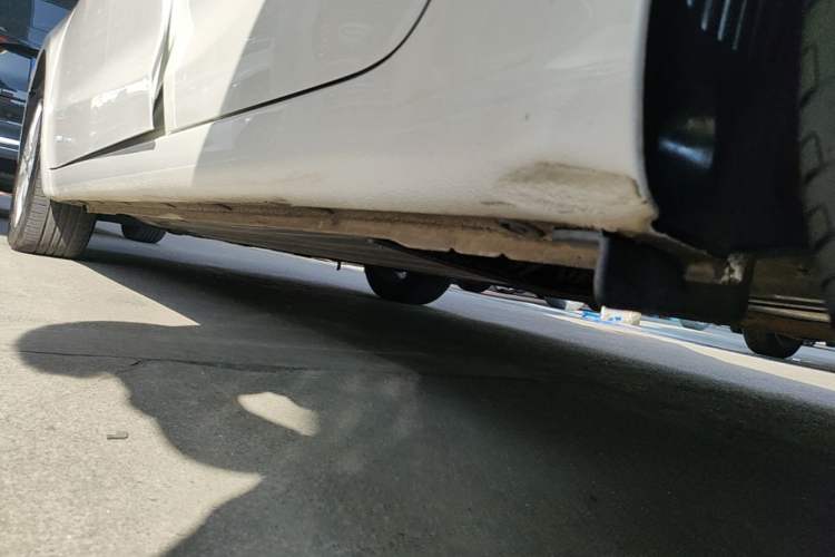 Used Kia K3 2016 1.6L Automatic GLS Left Side Sill