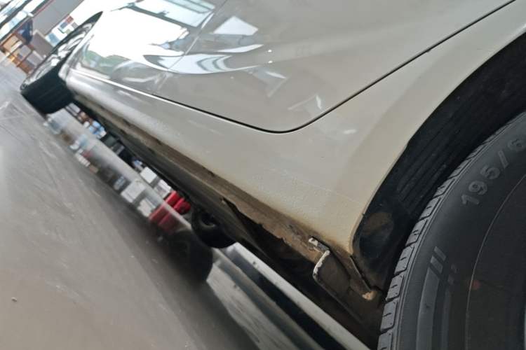 Used Kia K3 2016 1.6L Manual GL Left Side Sill