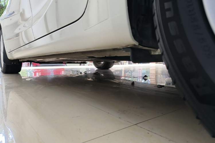 Used Kia K3 2016 1.6L Automatic GLS Left Side Sill