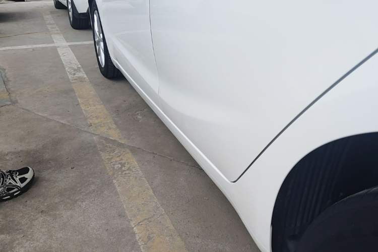 Used Kia K3 2016 1.6L Automatic GLS Left Side Sill