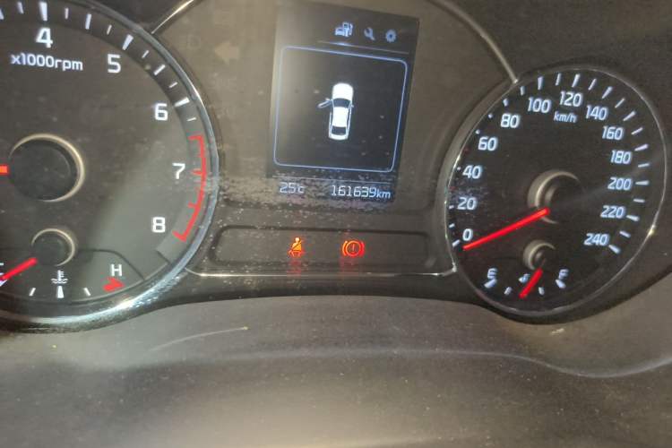 Used Kia K3 2016 1.6L Manual GLS Odometer Close Up