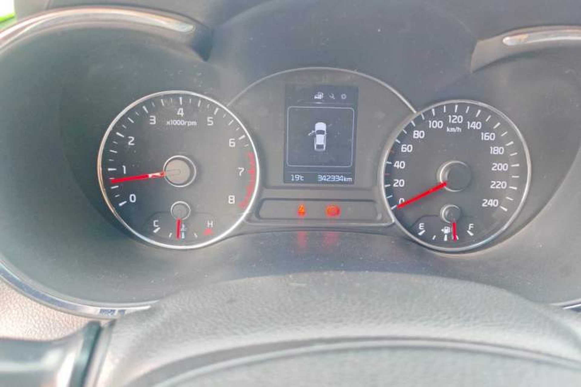 Used Kia K3 2016 1.6L Manual GL Odometer Close Up
