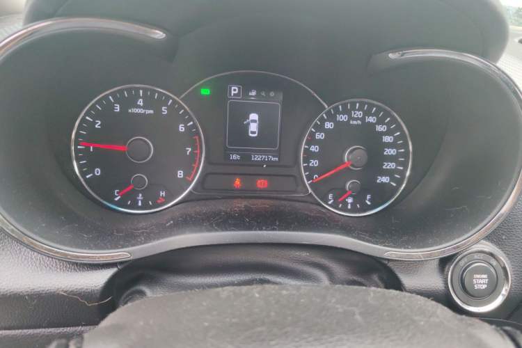 Used Kia K3 2016 1.6L Automatic GLS Odometer Close Up