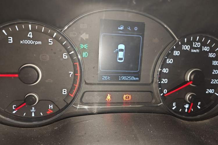 Used Kia K3 2016 1.6L Manual GL Odometer Close Up