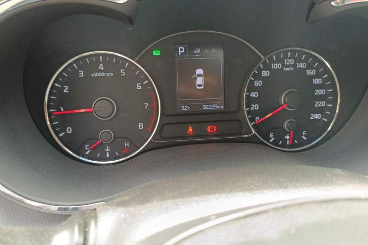 Used Kia K3 2016 1.6L Automatic GLS Odometer Close Up