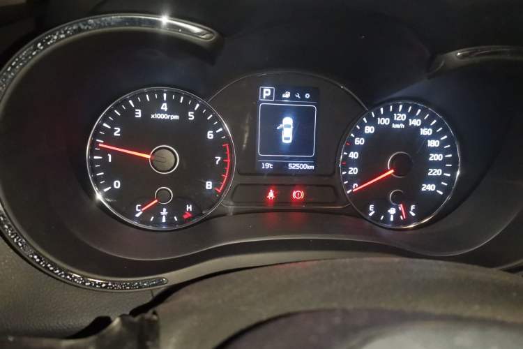 Used Kia K3 2016 1.6L Automatic GLS Odometer Close Up