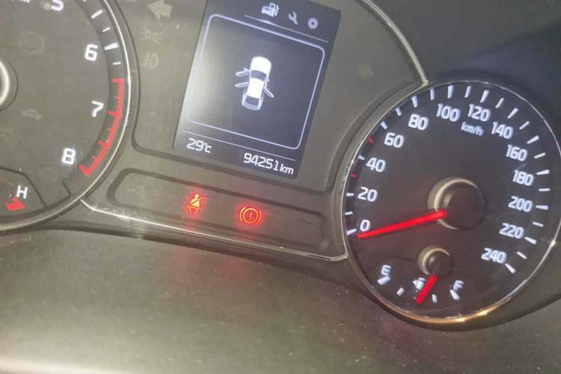 Used Kia K3 2016 1.6L Manual GLS Odometer Close Up